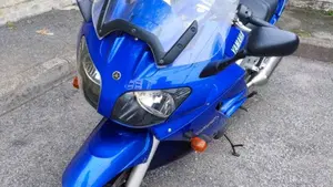 Yamaha FJR 1300 (2001 - 03)  (9)