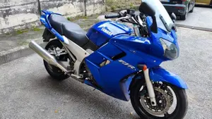 Yamaha FJR 1300 (2001 - 03)  (4)
