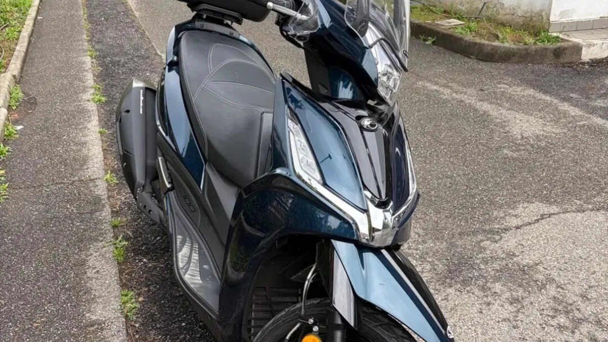 Kymco Agility 300i (2021 - 25)  (5)