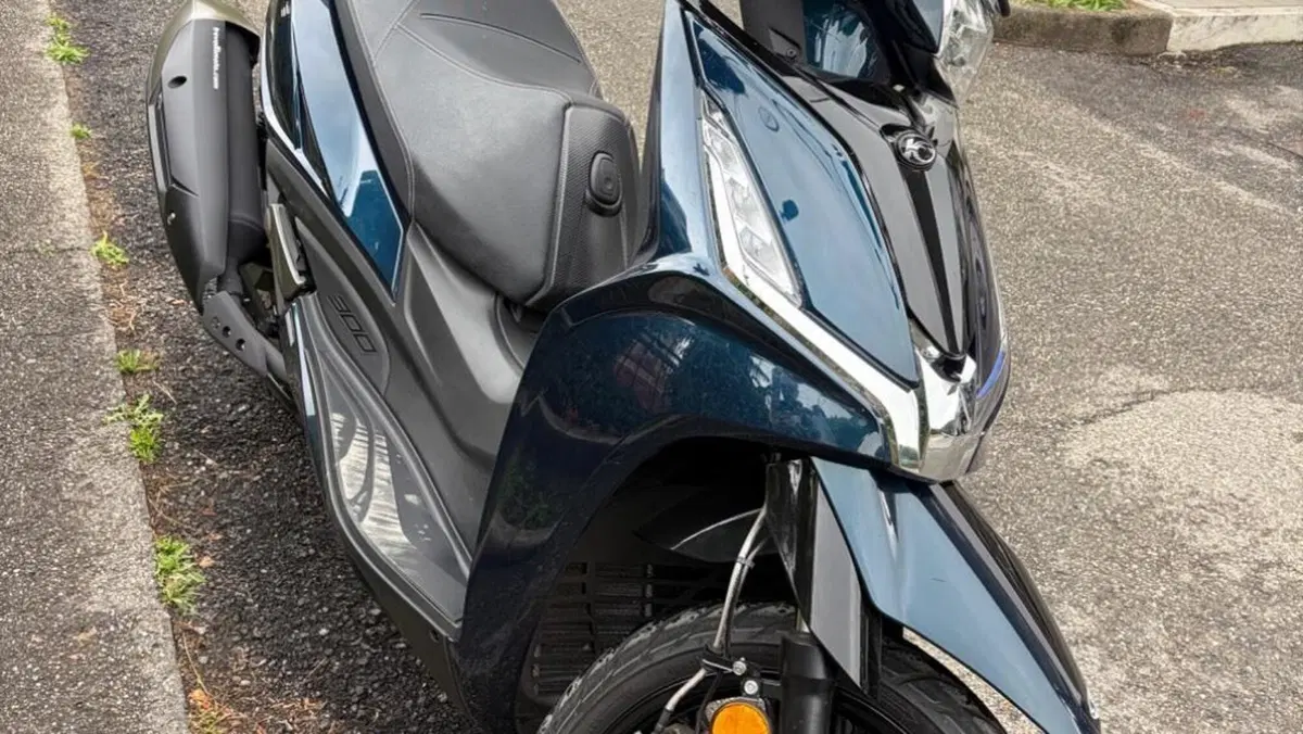 Kymco Agility 300i (2021 - 25)  (13)