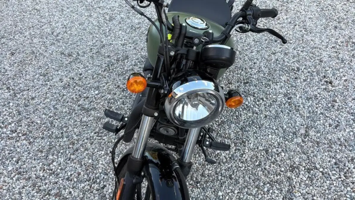 Royal Enfield Meteor 350 (2021 - 26)  (4)