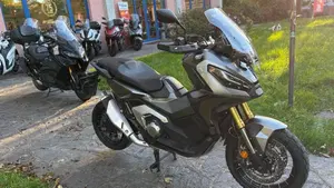 Honda X-ADV 750 DCT (2021 - 24)  (4)