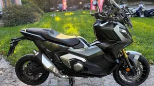 Honda X-ADV 750 DCT (2021 - 24)  (5)