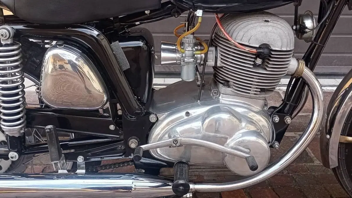 MV Agusta   (3)