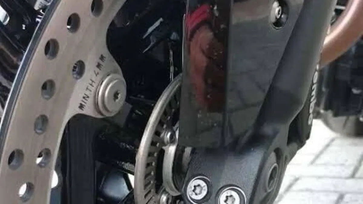 Bmw F 900 R (2025 - 27)  (5)