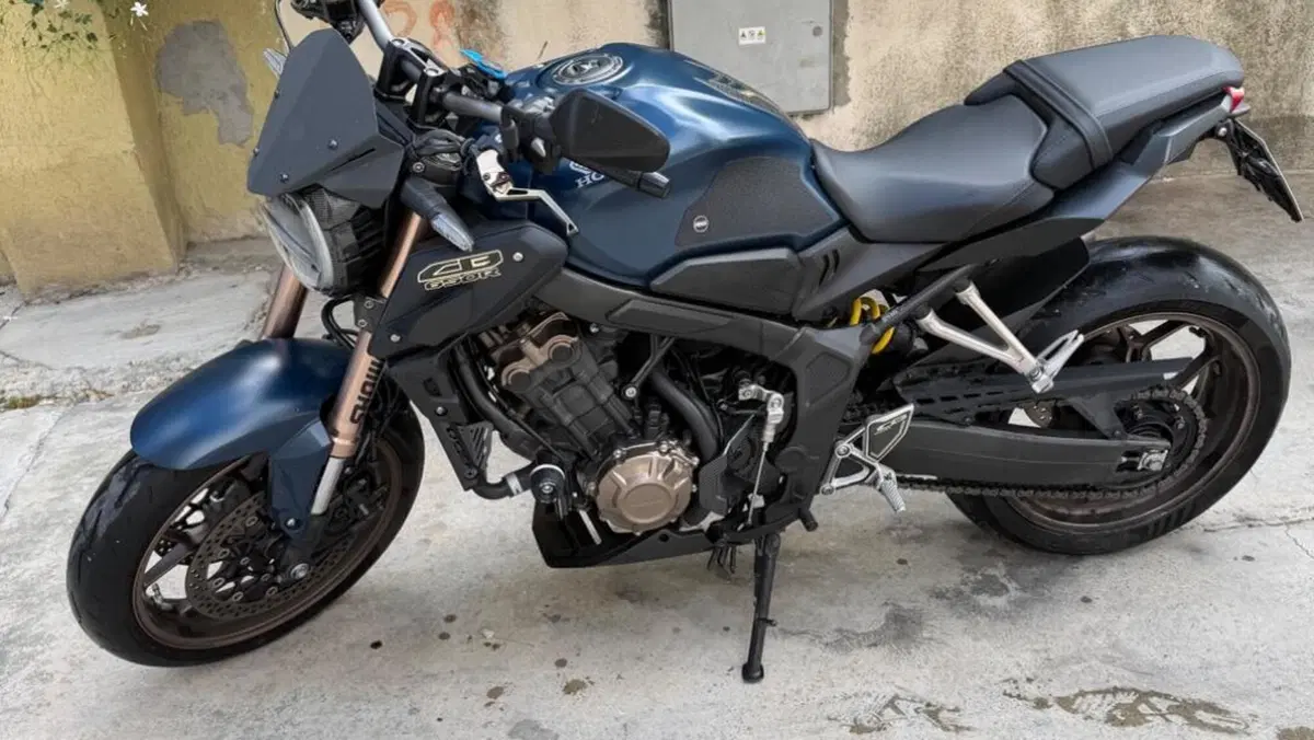 Honda CB 650 R (2021 - 23)  (2)