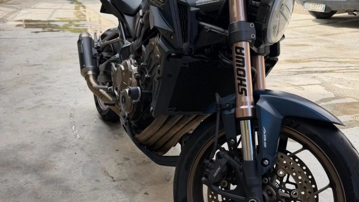 Honda CB 650 R (2021 - 23)  (6)
