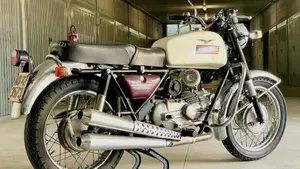 Moto Guzzi   (4)