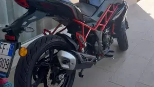 Benelli BN 125 (2021 - 25)  (2)