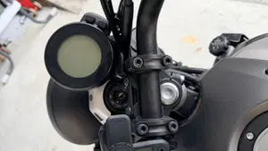 Yamaha XSR 700 ABS (2016 - 20)  (9)