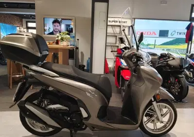 Honda SH 350 (2021 - 24) - Annuncio 10142441