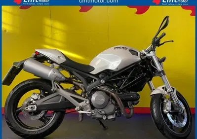 Ducati Monster 696 (2008 - 13) - Annuncio 10142457