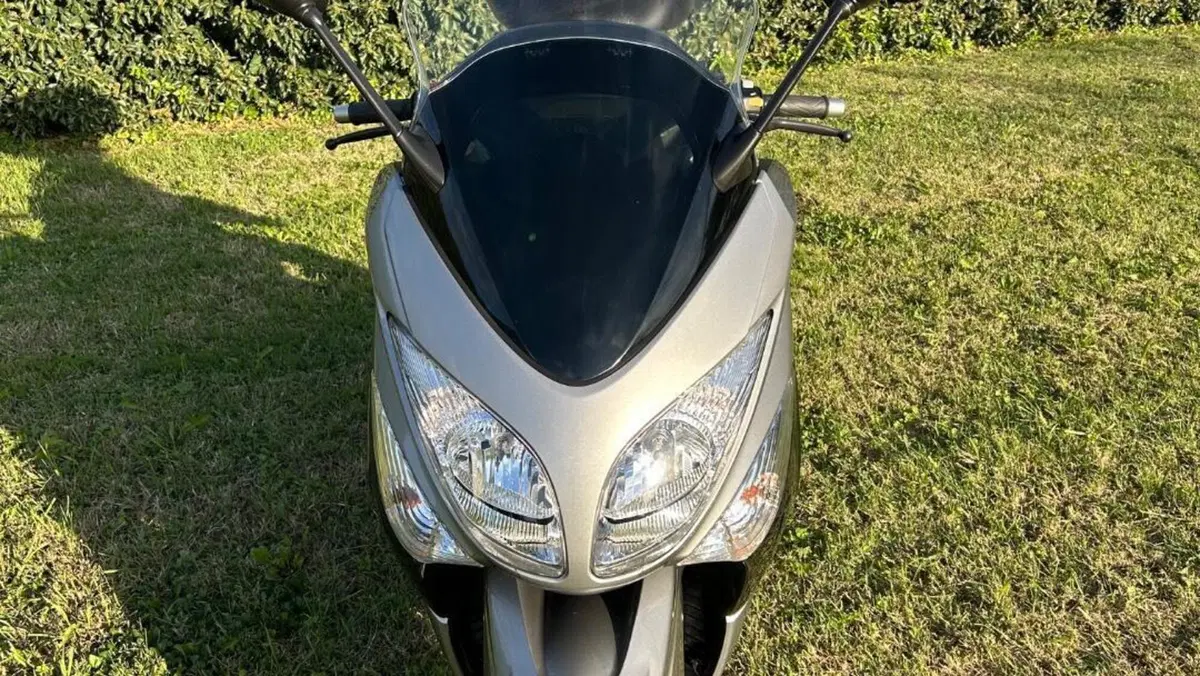 Yamaha T-Max 500 (2008 - 12)  (2)
