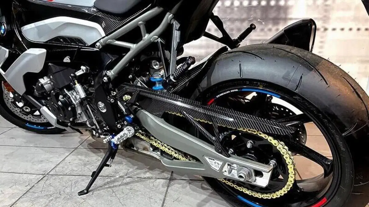 Bmw M 1000 R (2025 - 27)  (5)