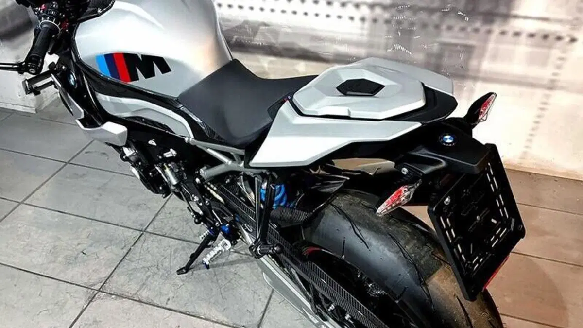 Bmw M 1000 R (2025 - 27)  (8)