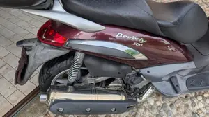 Piaggio Beverly 500  (5)