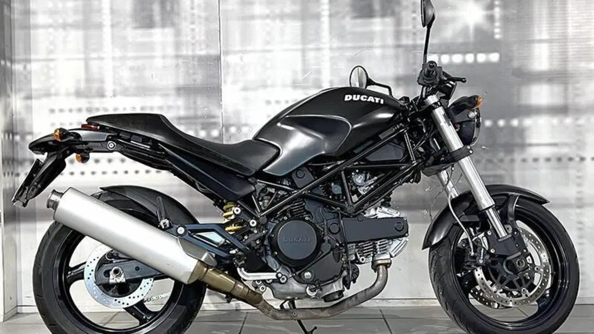 Ducati Monster 695 (2006 - 08)  (8)