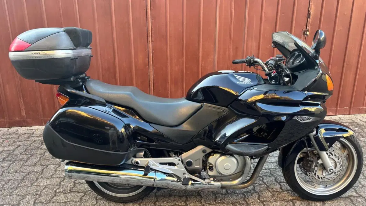 Honda Deauville 650 (2002 - 05) 