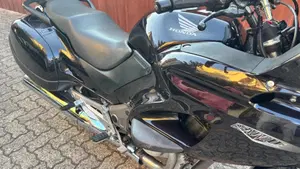Honda Deauville 650 (2002 - 05)  (11)