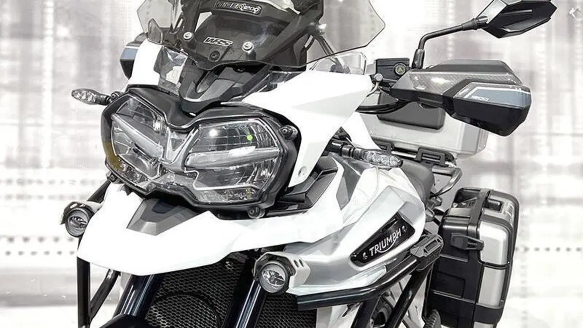 Triumph Tiger 1200 XR (2018 - 20)  (9)