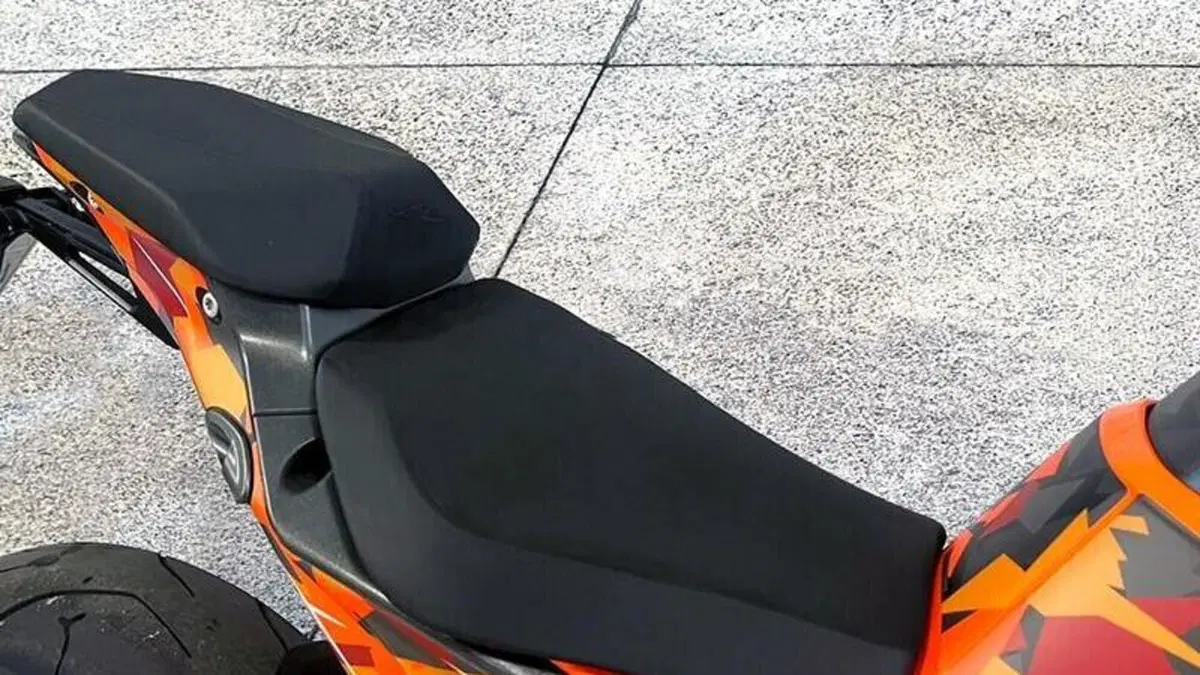 KTM 1290 Super Duke R (2021 - 23)  (6)