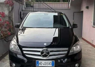 Mercedes-Benz Classe B 180 CDI Automatic Executive (2)