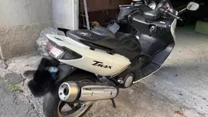 Yamaha T-Max 500 (2004 - 07)  (3)