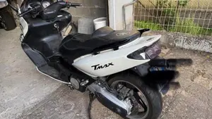 Yamaha T-Max 500 (2004 - 07)  (4)