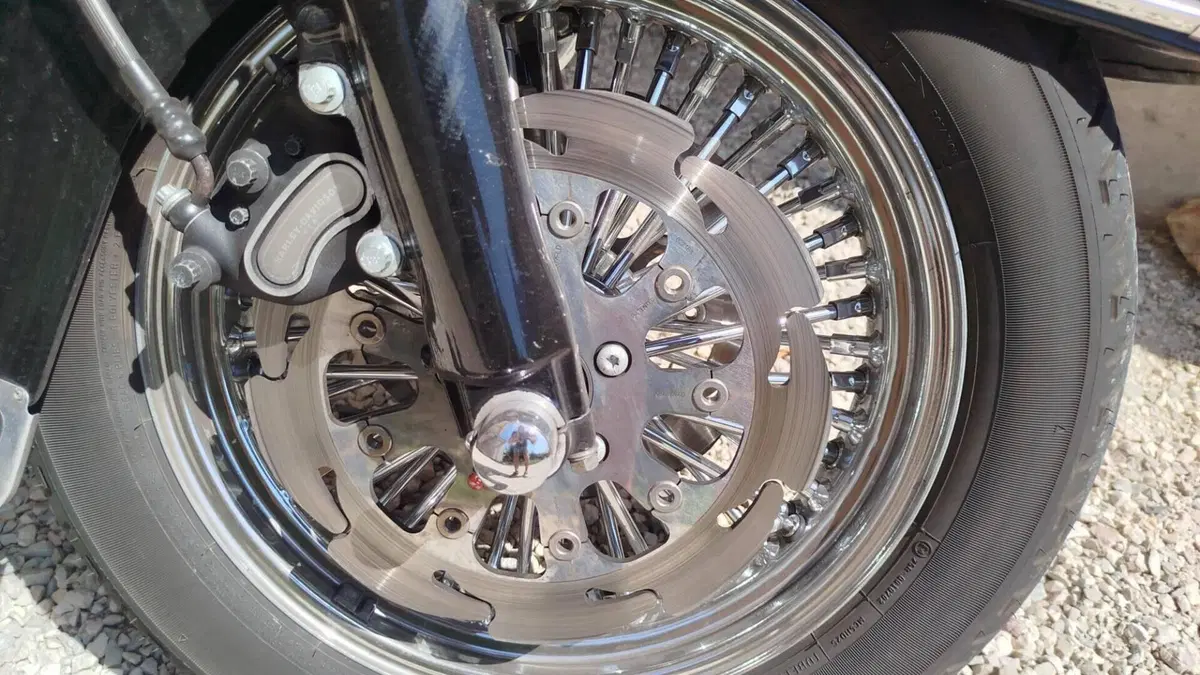 Harley-Davidson 1450 Electra Glide Standard (2001 - 03) - FLHT  (3)