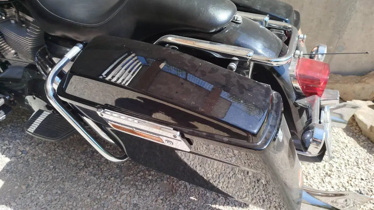 Harley-Davidson 1450 Electra Glide Standard (2001 - 03) - FLHT  (4)