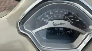 Vespa GTS 300 (2023 - 24)  (4)
