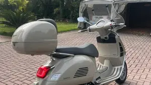 Vespa GTS 300 (2023 - 24)  (6)