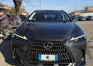 Lexus NX Hybrid 4WD Premium