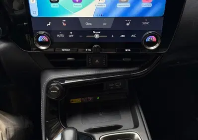 Lexus NX Hybrid 4WD Premium (5)