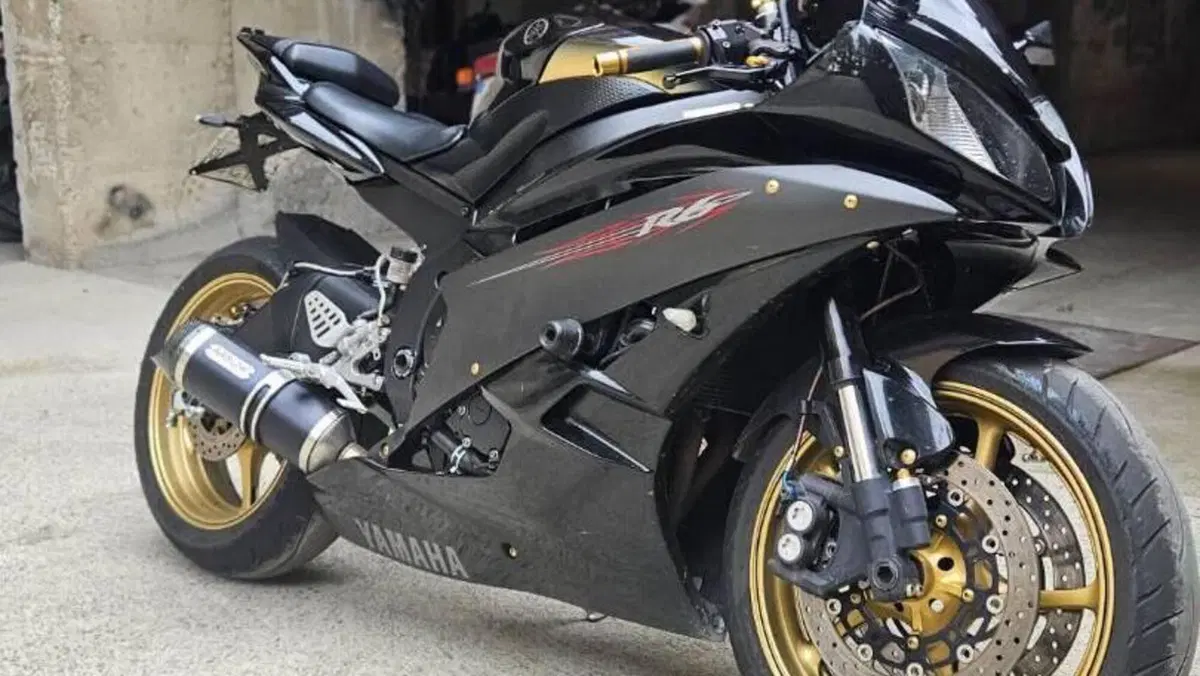 Yamaha YZF R6 (2006 - 07) 