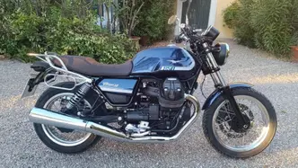 Moto Guzzi V7 Special (2021 - 24)