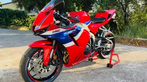 Honda CBR 600 RR (2024 - 26) 