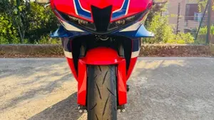 Honda CBR 600 RR (2024 - 26)  (6)