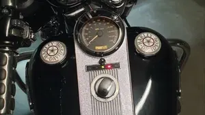 Harley-Davidson 1450 Road King (2005 - 06) - FLHRI  (3)