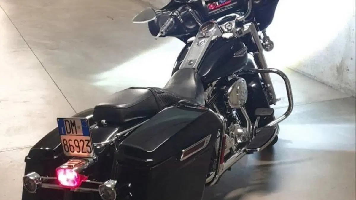 Harley-Davidson 1450 Road King (2005 - 06) - FLHRI  (7)
