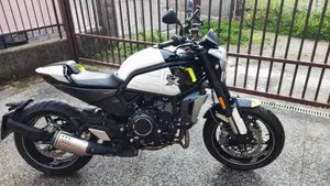 CFMOTO 700CL-X Sport (2022 - 26)  (5)
