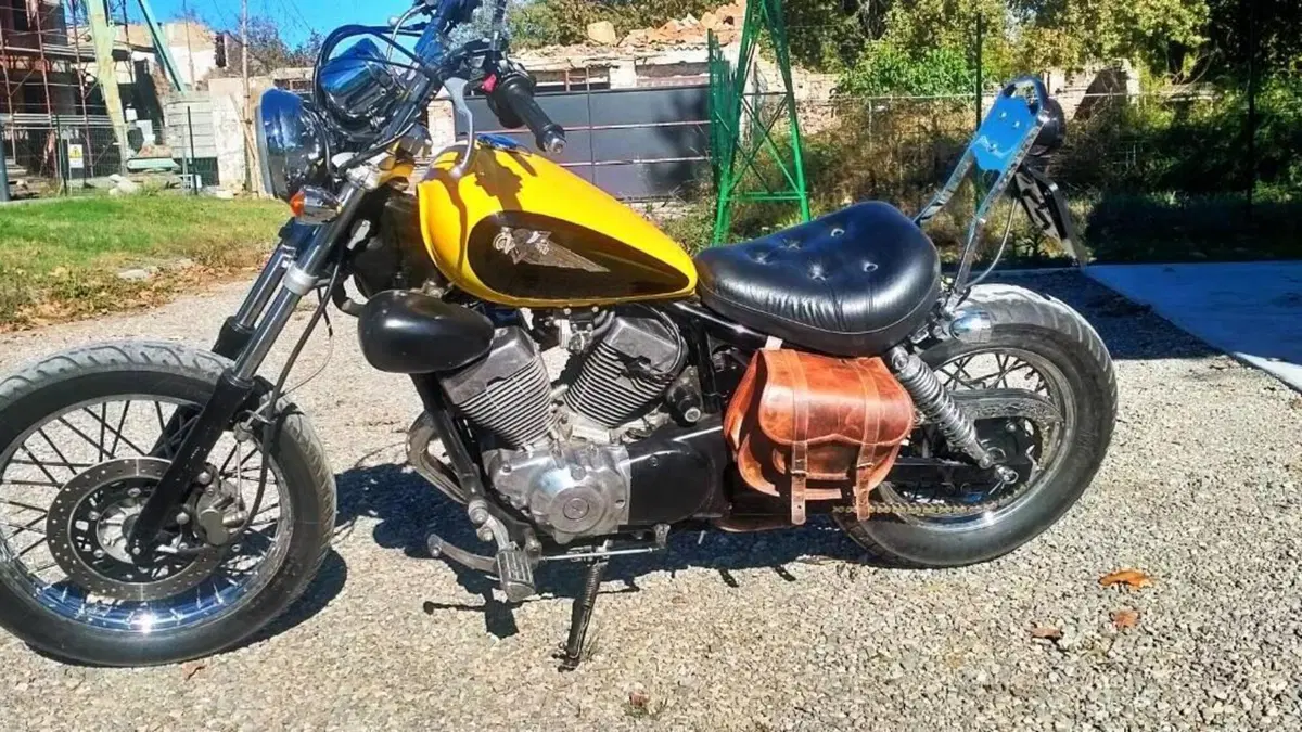 Yamaha XV 250 S Virago (1994 - 01)  (4)