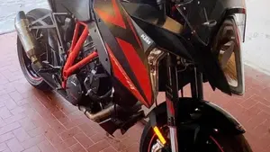 KTM 1290 Super Duke GT ABS (2016 - 18)  (2)