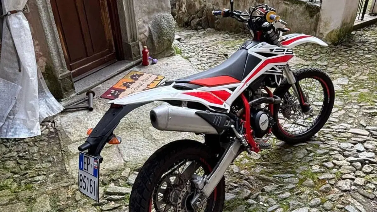 Betamotor RR 125 4T Enduro LC (2018 - 20)  (2)