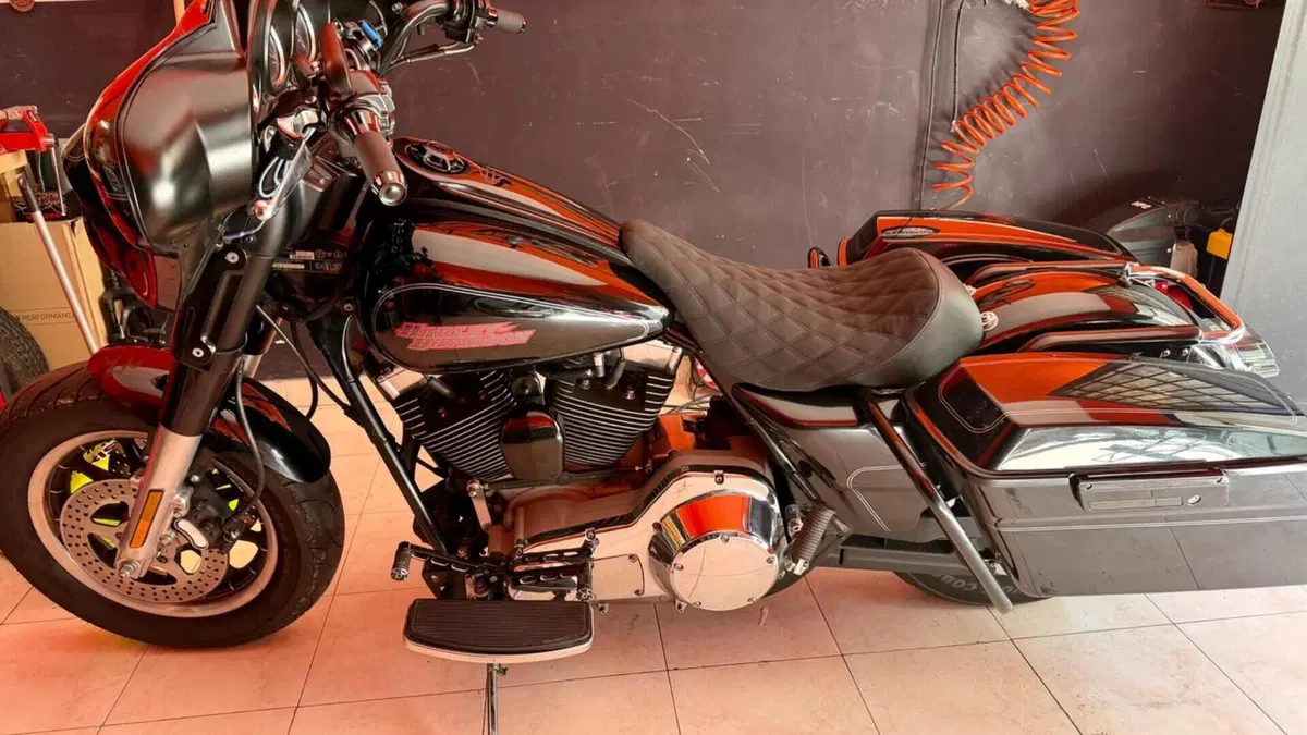 Harley-Davidson 1450 Electra Glide Standard (2002 - 09) - FLHTC  (9)