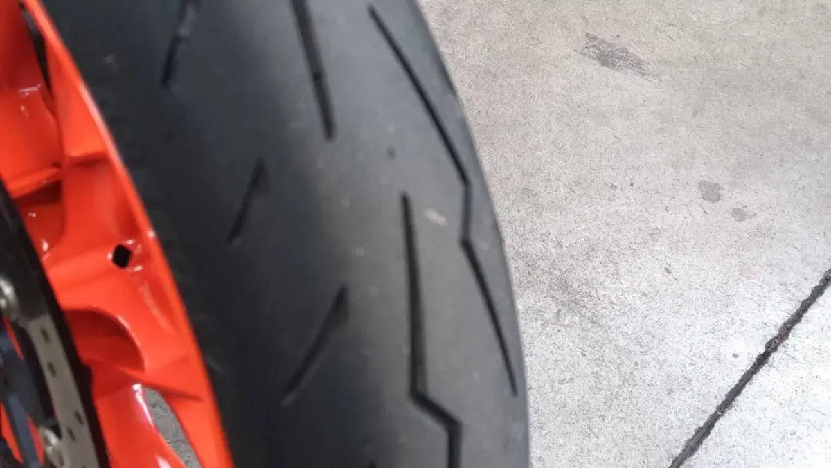 KTM 890 SMT (2023 - 25)  (6)