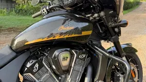 Indian Chieftain 1834 Powerplus Dark Horse (2025 - 26)  (2)