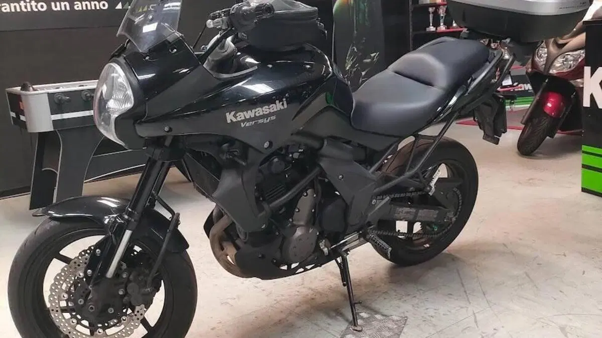 Kawasaki Versys 650 (2006 - 09)  (2)