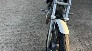 Harley-Davidson 883 Standard (1994 - 00) - XLH 
