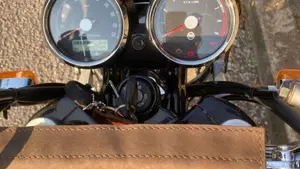 Royal Enfield Interceptor 650 (2021 - 26)  (3)